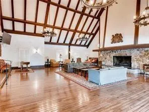 6851 Roswell Road Unit G3, Sandy Springs, Georgia 30328, 1 Bedroom Bedrooms, ,1 BathroomBathrooms,Residential,Sold,6851 Roswell Road Unit G3,6812127