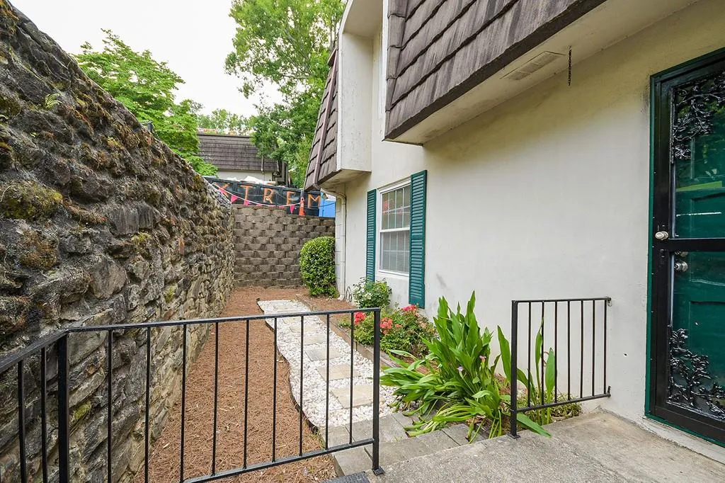 725 Dalrymple Road Unit 6a, Atlanta, Georgia 30328, 3 Bedrooms Bedrooms, ,3 BathroomsBathrooms,Residential,Sold,725 Dalrymple Road Unit 6a,6740658 725 Dalrymple Road Unit 6a, Atlanta, Georgia 30328, 3 Bedrooms Bedrooms, ,3 BathroomsBathrooms,Residential,Sold,725 Dalrymple Road Unit 6a,6740658