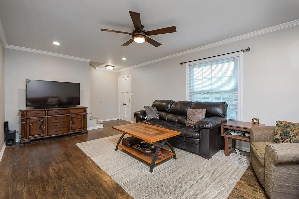 725 Dalrymple Road Unit 6a, Atlanta, Georgia 30328, 3 Bedrooms Bedrooms, ,3 BathroomsBathrooms,Residential,Sold,725 Dalrymple Road Unit 6a,6740658 725 Dalrymple Road Unit 6a, Atlanta, Georgia 30328, 3 Bedrooms Bedrooms, ,3 BathroomsBathrooms,Residential,Sold,725 Dalrymple Road Unit 6a,6740658