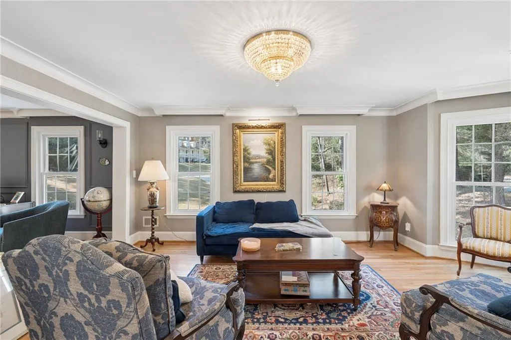 555 Valley Hall Drive, Sandy Springs, Georgia 30350, 6 Bedrooms Bedrooms, ,3 BathroomsBathrooms,Residential,For Sale,555 Valley Hall Drive,7740137