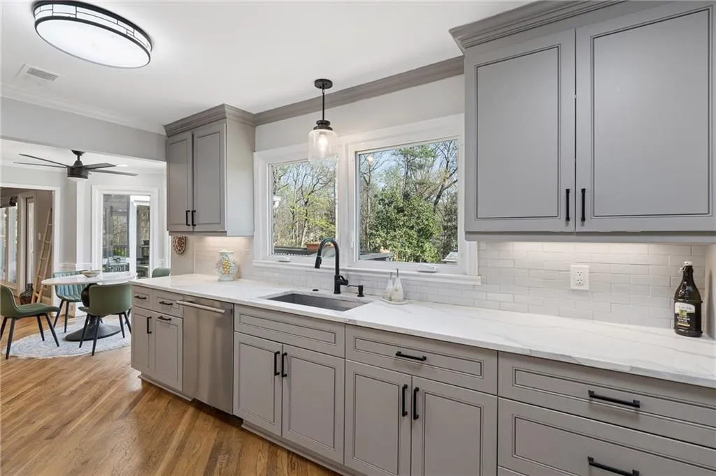 555 Valley Hall Drive, Sandy Springs, Georgia 30350, 6 Bedrooms Bedrooms, ,3 BathroomsBathrooms,Residential,For Sale,555 Valley Hall Drive,7740137
