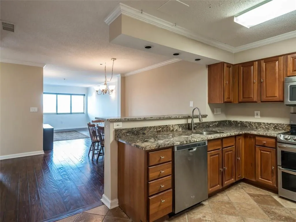 795 Hammond Drive Unit 2106, Atlanta, Georgia 30328, 2 Bedrooms Bedrooms, ,1 BathroomBathrooms,Residential,Sold,795 Hammond Drive Unit 2106,5912362