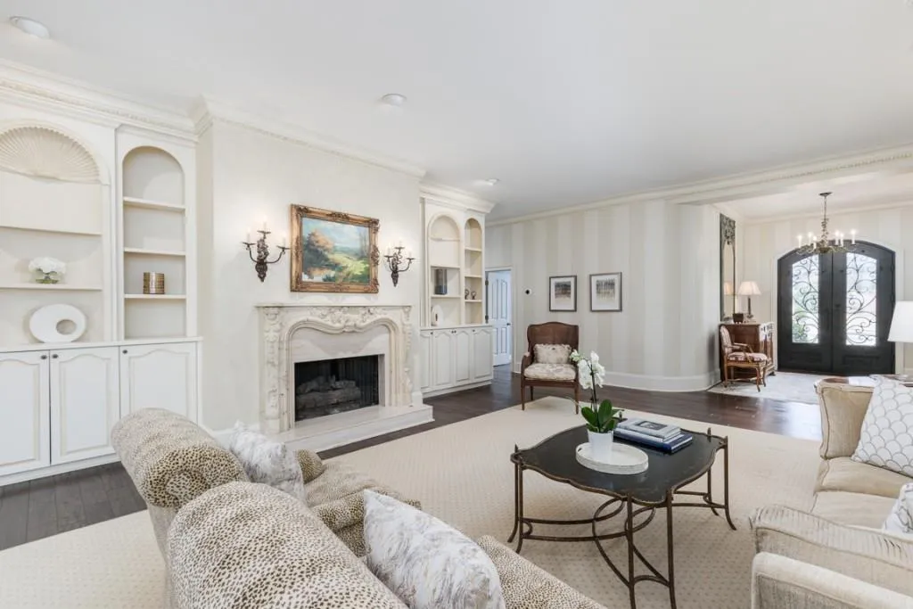 5300 Cross Roads Manor, Sandy Springs, Georgia 30327, 7 Bedrooms Bedrooms, ,5 BathroomsBathrooms,Residential,Sold,5300 Cross Roads Manor,6854791