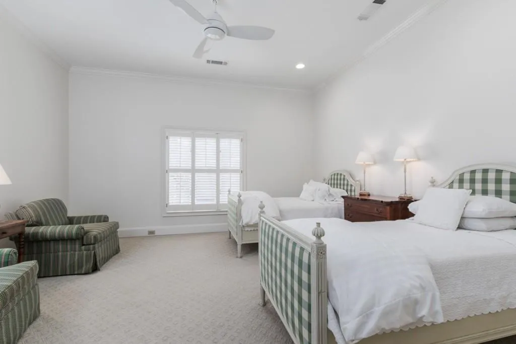 5300 Cross Roads Manor, Sandy Springs, Georgia 30327, 7 Bedrooms Bedrooms, ,5 BathroomsBathrooms,Residential,Sold,5300 Cross Roads Manor,6854791