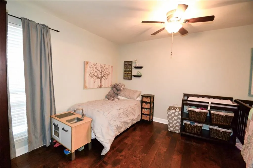 426 Granville Court, Atlanta, Georgia 30328, 2 Bedrooms Bedrooms, ,2 BathroomsBathrooms,Residential,Sold,426 Granville Court,6016807