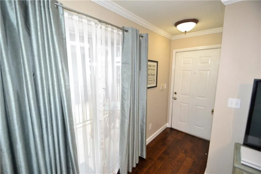 426 Granville Court, Atlanta, Georgia 30328, 2 Bedrooms Bedrooms, ,2 BathroomsBathrooms,Residential,Sold,426 Granville Court,6016807