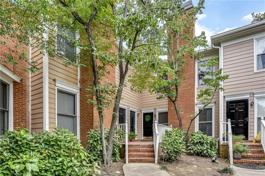 7500 Roswell Road Unit 30, Sandy Springs, Georgia 30350, 2 Bedrooms Bedrooms, ,2 BathroomsBathrooms,Residential,Sold,7500 Roswell Road Unit 30,6596566