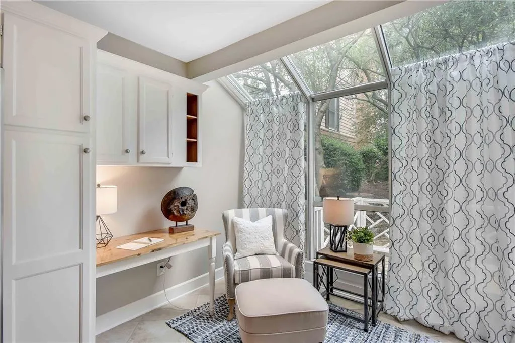 7500 Roswell Road Unit 30, Sandy Springs, Georgia 30350, 2 Bedrooms Bedrooms, ,2 BathroomsBathrooms,Residential,Sold,7500 Roswell Road Unit 30,6596566