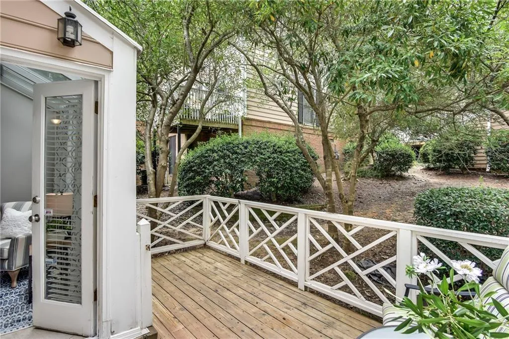 7500 Roswell Road Unit 30, Sandy Springs, Georgia 30350, 2 Bedrooms Bedrooms, ,2 BathroomsBathrooms,Residential,Sold,7500 Roswell Road Unit 30,6596566