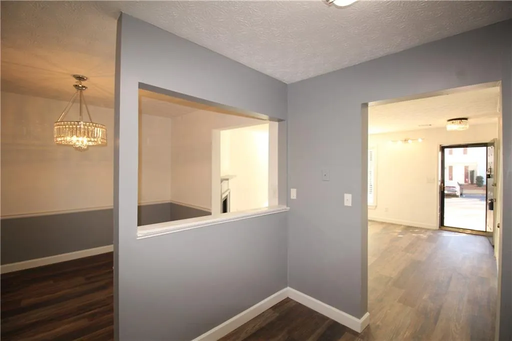 3107 Queen Anne Court, Sandy Springs, Georgia 30350, 2 Bedrooms Bedrooms, ,2 BathroomsBathrooms,Residential,Sold,3107 Queen Anne Court,7159803