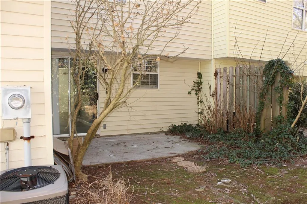 3107 Queen Anne Court, Sandy Springs, Georgia 30350, 2 Bedrooms Bedrooms, ,2 BathroomsBathrooms,Residential,Sold,3107 Queen Anne Court,7159803