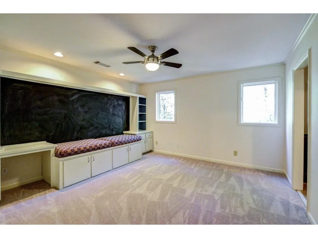 75 Mountain Creek Trace, Sandy Springs, Georgia 30328, 5 Bedrooms Bedrooms, ,4 BathroomsBathrooms,Residential,Sold,75 Mountain Creek Trace,5805669