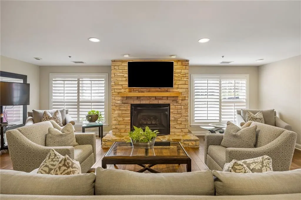 50 Biscayne Drive Nw Unit 2111, Atlanta, Georgia 30309, 2 Bedrooms Bedrooms, ,2 BathroomsBathrooms,Residential,For Sale,50 Biscayne Drive Nw Unit 2111,7531920 50 Biscayne Drive Nw Unit 2111, Atlanta, Georgia 30309, 2 Bedrooms Bedrooms, ,2 BathroomsBathrooms,Residential,For Sale,50 Biscayne Drive Nw Unit 2111,7531920