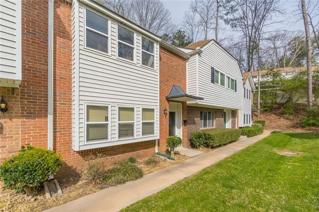 7094 Stonington Drive, Atlanta, Georgia 30328, 2 Bedrooms Bedrooms, ,2 BathroomsBathrooms,Residential,Sold,7094 Stonington Drive,6854909