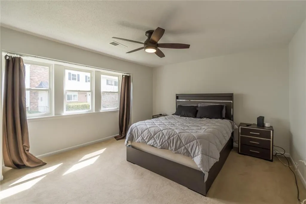 7094 Stonington Drive, Atlanta, Georgia 30328, 2 Bedrooms Bedrooms, ,2 BathroomsBathrooms,Residential,Sold,7094 Stonington Drive,6854909