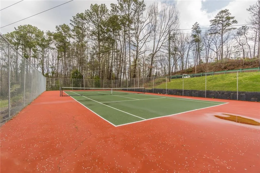 7094 Stonington Drive, Atlanta, Georgia 30328, 2 Bedrooms Bedrooms, ,2 BathroomsBathrooms,Residential,Sold,7094 Stonington Drive,6854909