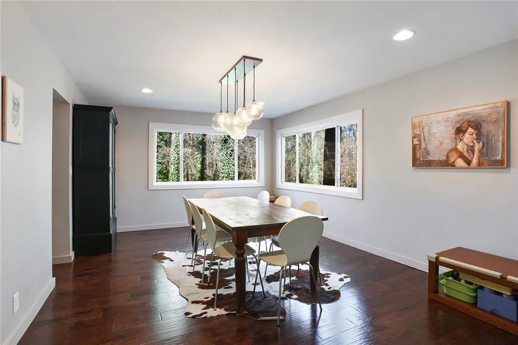 8165 Innsbruck Drive, Atlanta, Georgia 30350, 4 Bedrooms Bedrooms, ,3 BathroomsBathrooms,Residential,Sold,8165 Innsbruck Drive,5625969