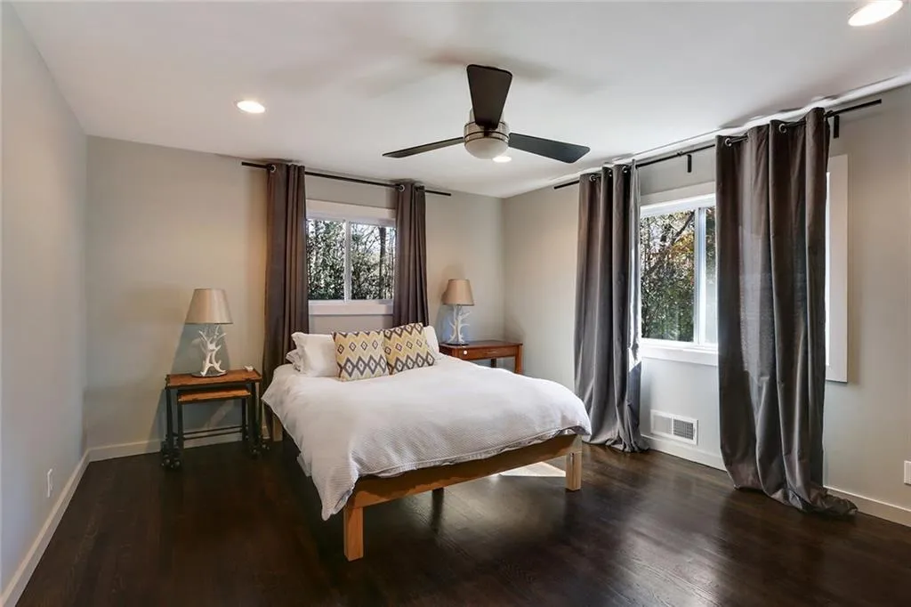 8165 Innsbruck Drive, Atlanta, Georgia 30350, 4 Bedrooms Bedrooms, ,3 BathroomsBathrooms,Residential,Sold,8165 Innsbruck Drive,5625969