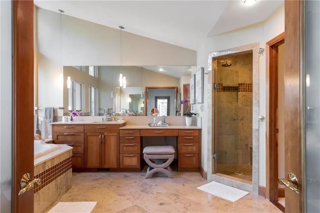 5120 Jett Forest Trail, Atlanta, Georgia 30327, 5 Bedrooms Bedrooms, ,4 BathroomsBathrooms,Residential,Sold,5120 Jett Forest Trail,6537740
