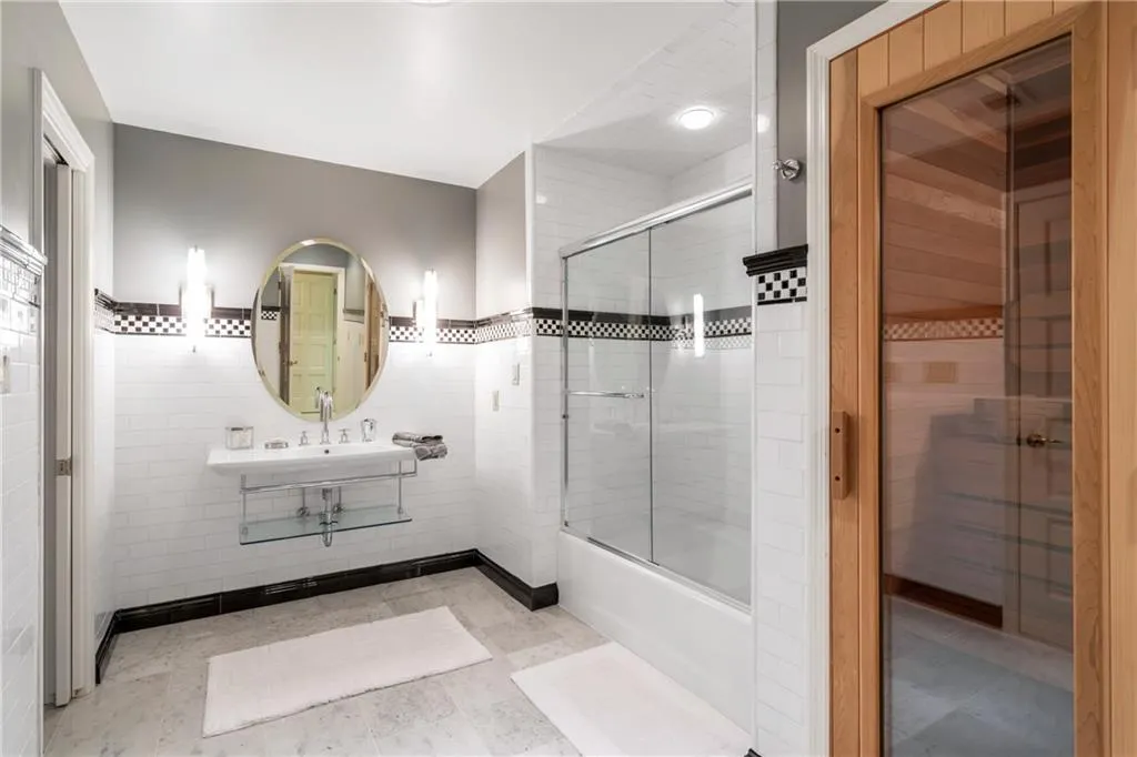 5120 Jett Forest Trail, Atlanta, Georgia 30327, 5 Bedrooms Bedrooms, ,4 BathroomsBathrooms,Residential,Sold,5120 Jett Forest Trail,6537740