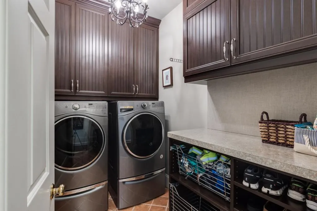 285 Lackland Court, Sandy Springs, Georgia 30350, 5 Bedrooms Bedrooms, ,4 BathroomsBathrooms,Residential,Sold,285 Lackland Court,6959754 285 Lackland Court, Sandy Springs, Georgia 30350, 5 Bedrooms Bedrooms, ,4 BathroomsBathrooms,Residential,Sold,285 Lackland Court,6959754