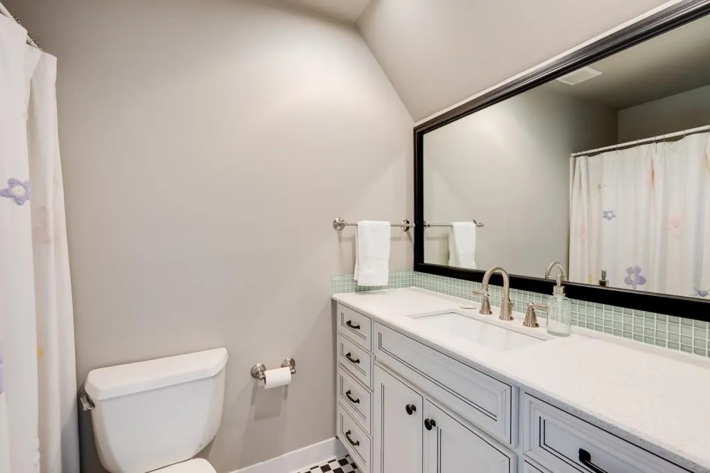 285 Lackland Court, Sandy Springs, Georgia 30350, 5 Bedrooms Bedrooms, ,4 BathroomsBathrooms,Residential,Sold,285 Lackland Court,6959754 285 Lackland Court, Sandy Springs, Georgia 30350, 5 Bedrooms Bedrooms, ,4 BathroomsBathrooms,Residential,Sold,285 Lackland Court,6959754