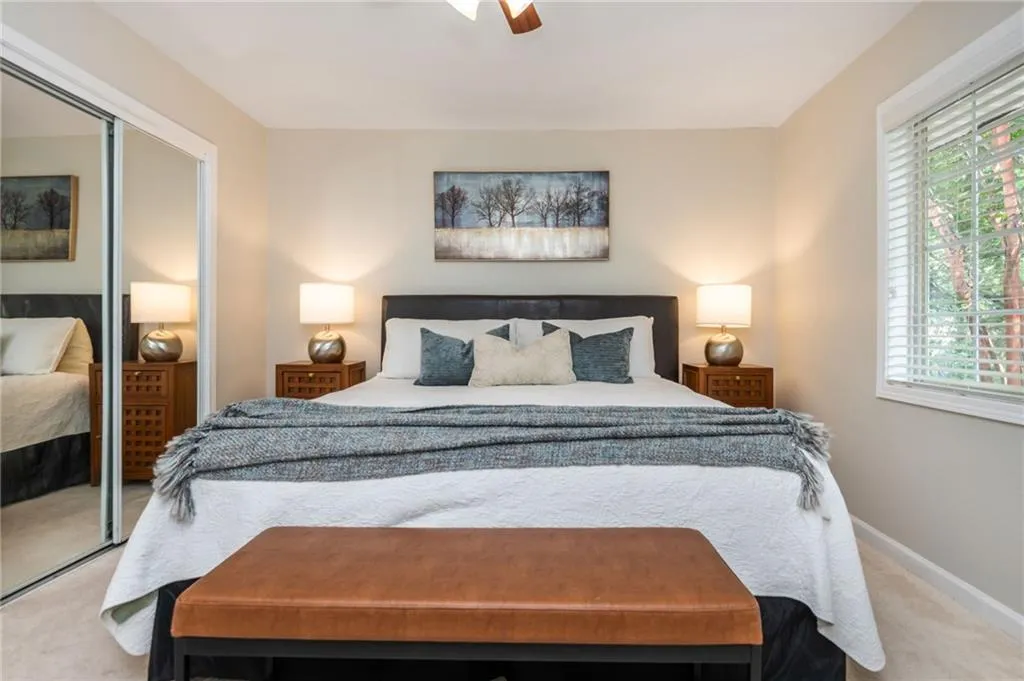 6940 Roswell Road Unit B4, Sandy Springs, Georgia 30328, 2 Bedrooms Bedrooms, ,1 BathroomBathrooms,Residential,For Sale,6940 Roswell Road Unit B4,7729982