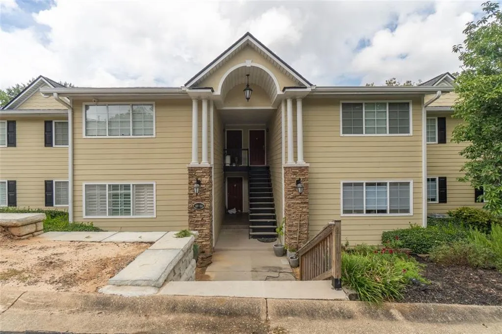 1468 Briarwood Road Ne Unit 1304, Atlanta, Georgia 30319, 2 Bedrooms Bedrooms, ,2 BathroomsBathrooms,Residential,For Sale,1468 Briarwood Road Ne Unit 1304,7629076