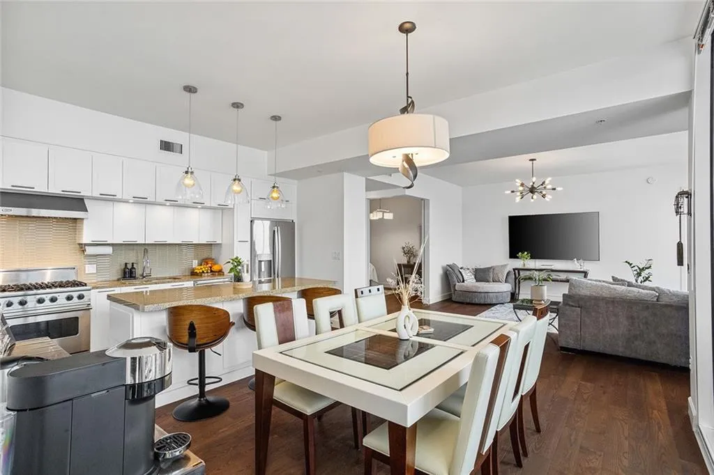 1820 Peachtree Street Nw Unit 1509, Atlanta, Georgia 30309, 2 Bedrooms Bedrooms, 0 ,3 BathroomsBathrooms,Residential,For Sale,1820 Peachtree Street Nw Unit 1509,7800264