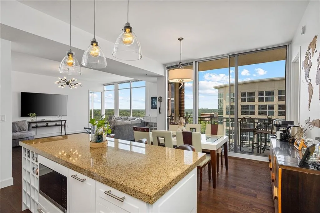 1820 Peachtree Street Nw Unit 1509, Atlanta, Georgia 30309, 2 Bedrooms Bedrooms, 0 ,3 BathroomsBathrooms,Residential,For Sale,1820 Peachtree Street Nw Unit 1509,7800264