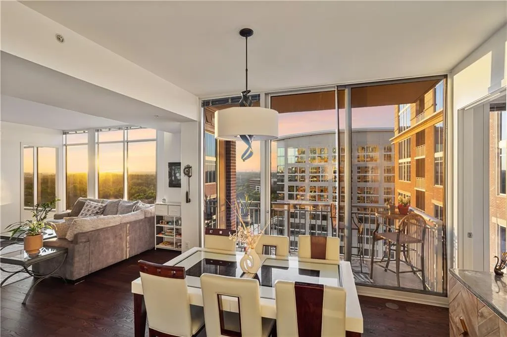 1820 Peachtree Street Nw Unit 1509, Atlanta, Georgia 30309, 2 Bedrooms Bedrooms, 0 ,3 BathroomsBathrooms,Residential,For Sale,1820 Peachtree Street Nw Unit 1509,7800264