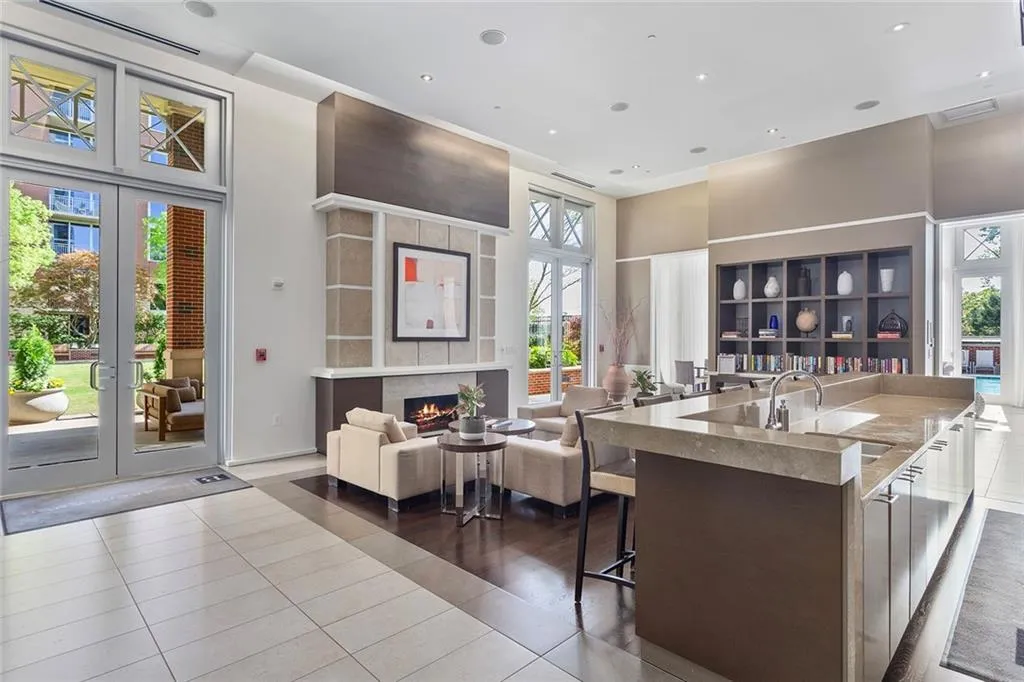 1820 Peachtree Street Nw Unit 1509, Atlanta, Georgia 30309, 2 Bedrooms Bedrooms, 0 ,3 BathroomsBathrooms,Residential,For Sale,1820 Peachtree Street Nw Unit 1509,7800264
