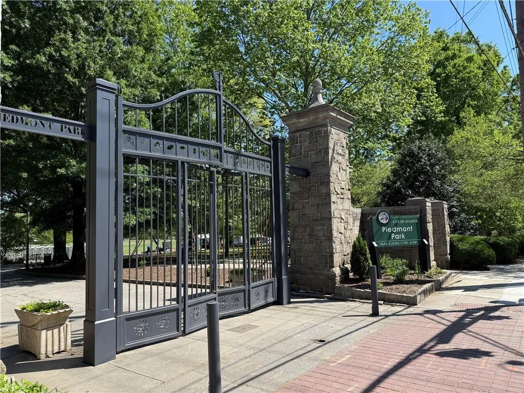 Piedmont Park Entrance