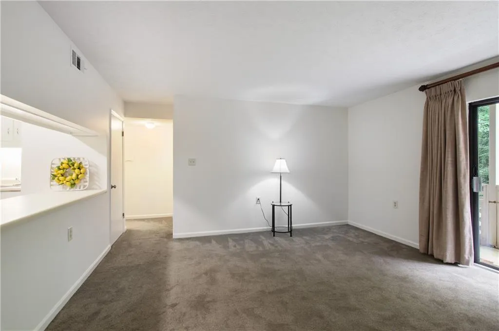 475 Mount Vernon Highway Ne Unit B109, Sandy Springs, Georgia 30328, 2 Bedrooms Bedrooms, ,2 BathroomsBathrooms,Residential,Sold,475 Mount Vernon Highway Ne Unit B109,6909346