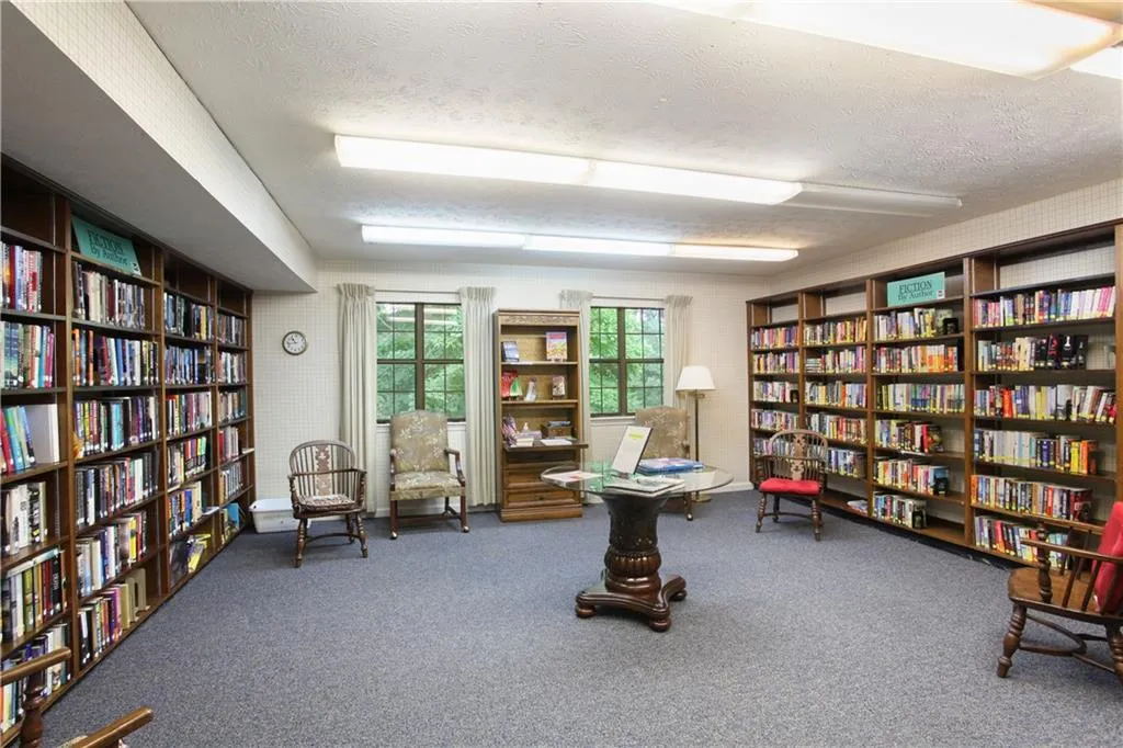 475 Mount Vernon Highway Ne Unit B109, Sandy Springs, Georgia 30328, 2 Bedrooms Bedrooms, ,2 BathroomsBathrooms,Residential,Sold,475 Mount Vernon Highway Ne Unit B109,6909346