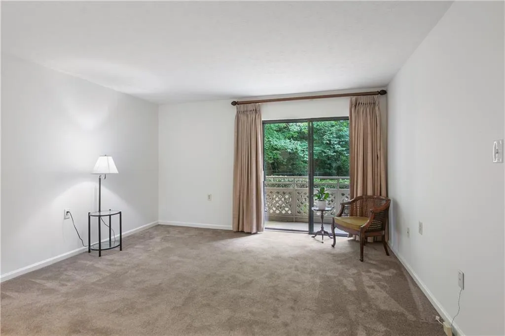 475 Mount Vernon Highway Ne Unit B109, Sandy Springs, Georgia 30328, 2 Bedrooms Bedrooms, ,2 BathroomsBathrooms,Residential,Sold,475 Mount Vernon Highway Ne Unit B109,6909346