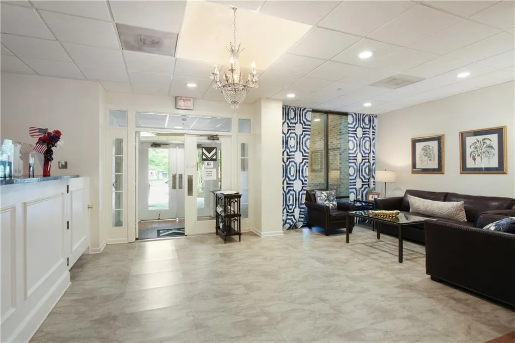 475 Mount Vernon Highway Ne Unit B109, Sandy Springs, Georgia 30328, 2 Bedrooms Bedrooms, ,2 BathroomsBathrooms,Residential,Sold,475 Mount Vernon Highway Ne Unit B109,6909346