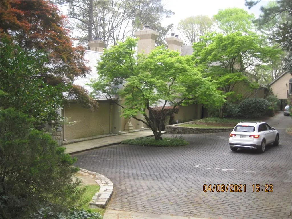 100 River North Run, Sandy Springs, Georgia 30328, 3 Bedrooms Bedrooms, ,5 BathroomsBathrooms,Residential,Sold,100 River North Run,6864708