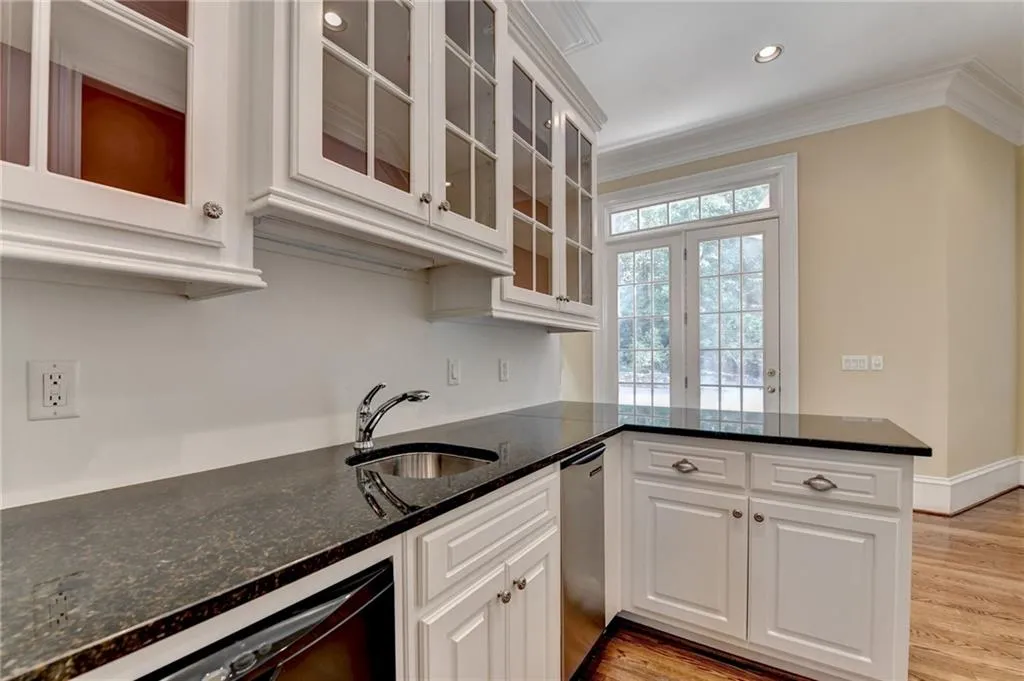 520 Old Cobblestone Drive, Atlanta, Georgia 30350, 7 Bedrooms Bedrooms, ,7 BathroomsBathrooms,Residential,For Sale,520 Old Cobblestone Drive,7748192