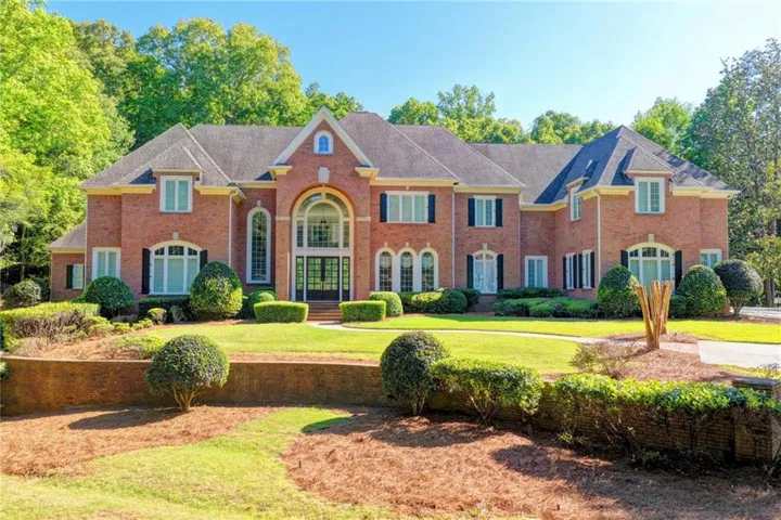 520 Old Cobblestone Drive, Atlanta, Georgia 30350