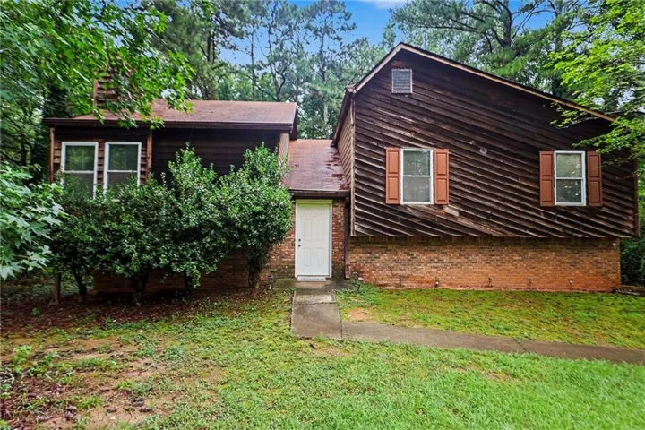 5894 Sutton Drive, Douglasville, Georgia 30135