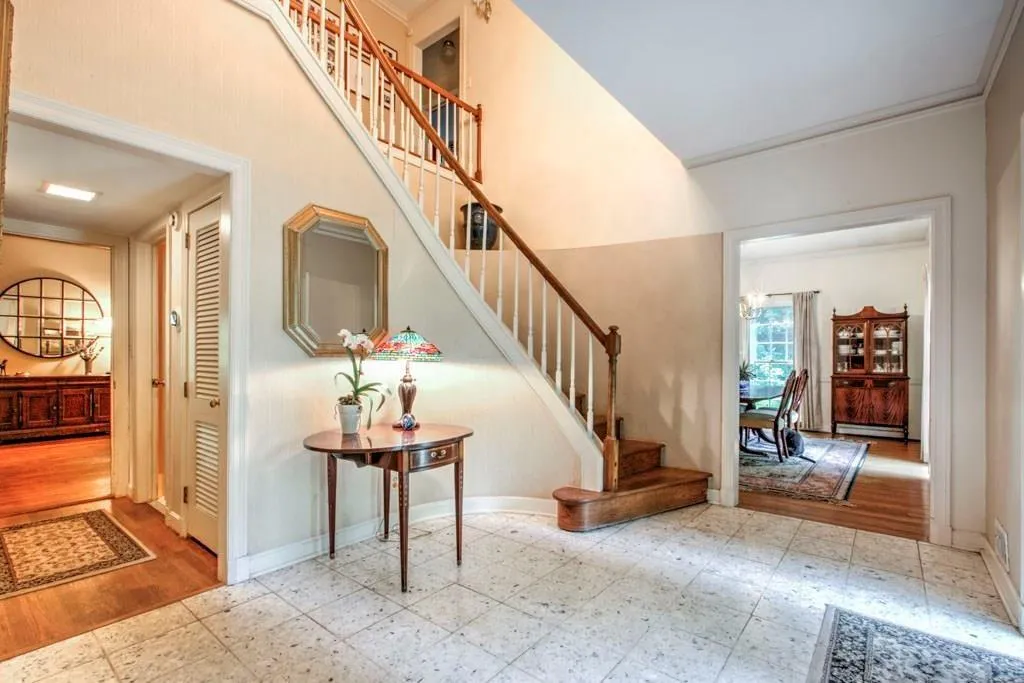 5571 Arundel Drive, Atlanta, Georgia 30327, 5 Bedrooms Bedrooms, ,3 BathroomsBathrooms,Residential,Sold,5571 Arundel Drive,6100452