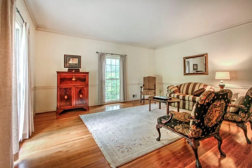 5571 Arundel Drive, Atlanta, Georgia 30327, 5 Bedrooms Bedrooms, ,3 BathroomsBathrooms,Residential,Sold,5571 Arundel Drive,6100452