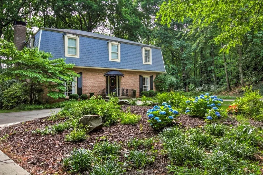 5571 Arundel Drive, Atlanta, Georgia 30327, 5 Bedrooms Bedrooms, ,3 BathroomsBathrooms,Residential,Sold,5571 Arundel Drive,6100452