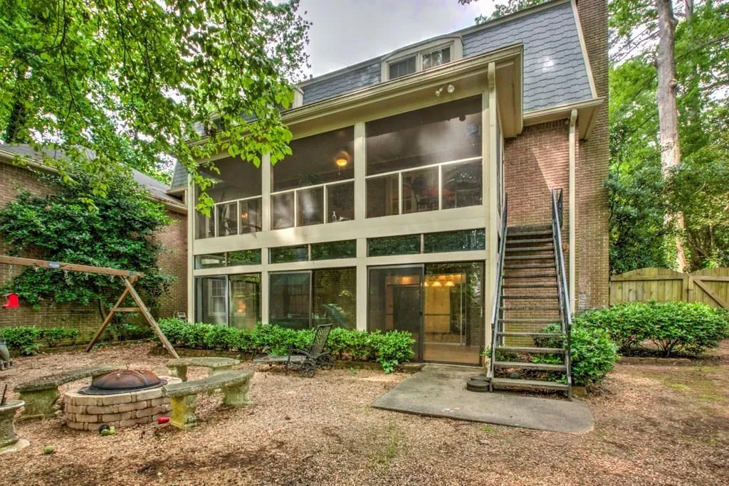 5571 Arundel Drive, Atlanta, Georgia 30327, 5 Bedrooms Bedrooms, ,3 BathroomsBathrooms,Residential,Sold,5571 Arundel Drive,6100452