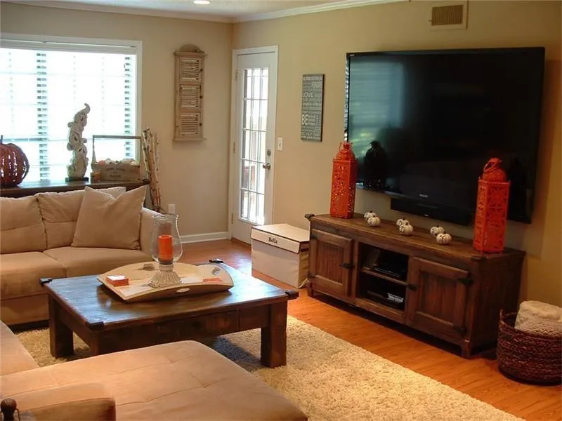 6851 Roswell Road Unit 11, Atlanta, Georgia 30328, 3 Bedrooms Bedrooms, ,2 BathroomsBathrooms,Residential,Sold,6851 Roswell Road Unit 11,5611506