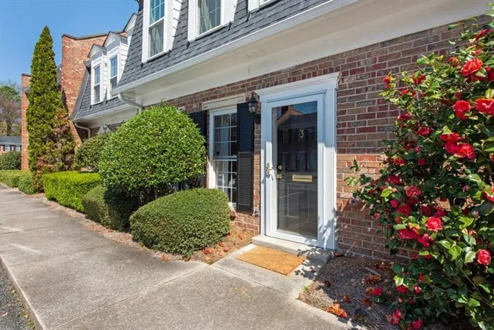 3 Surry County Place Nw, Atlanta, Georgia 30318