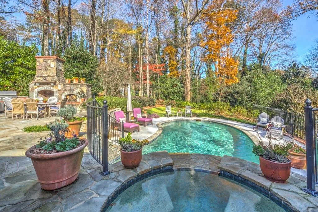 4605 Dudley Lane, Atlanta, Georgia 30327, 7 Bedrooms Bedrooms, ,8 BathroomsBathrooms,Residential,Sold,4605 Dudley Lane,5855921