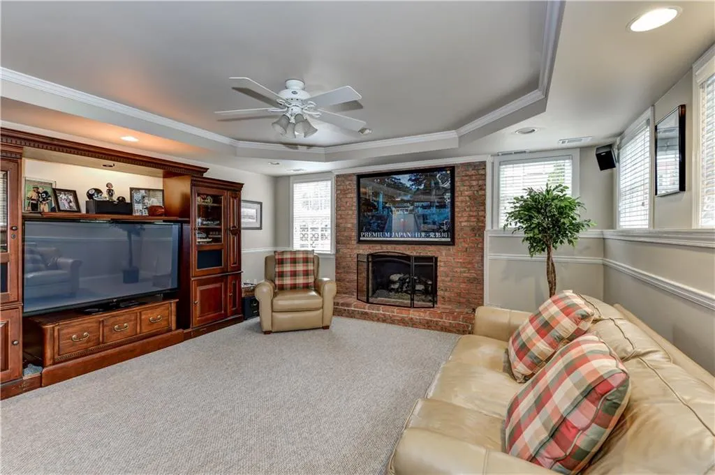 7800 Landowne Drive, Atlanta, Georgia 30350, 5 Bedrooms Bedrooms, ,4 BathroomsBathrooms,Residential,Sold,7800 Landowne Drive,5624268