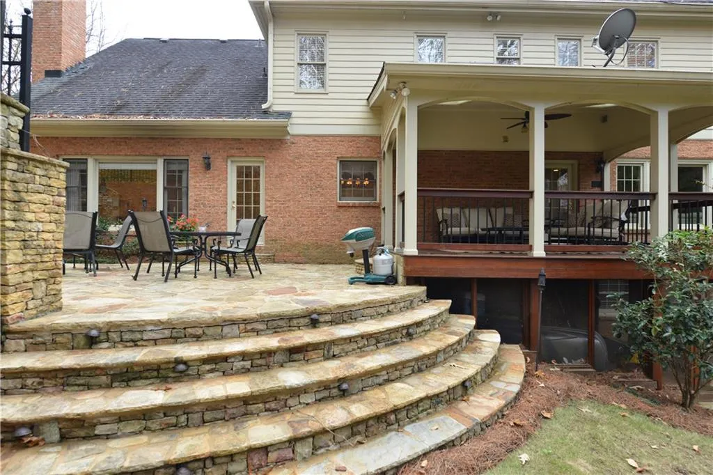 7800 Landowne Drive, Atlanta, Georgia 30350, 5 Bedrooms Bedrooms, ,4 BathroomsBathrooms,Residential,Sold,7800 Landowne Drive,5624268